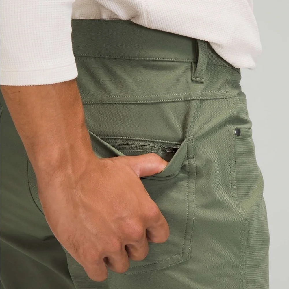 Lululemon Men’s Green Twill ABC Warpstreme Pant